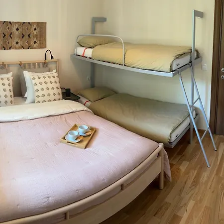 Sunny View Apartment