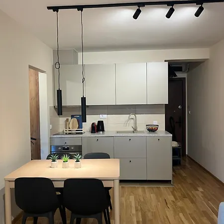 Sunny View Apartman *