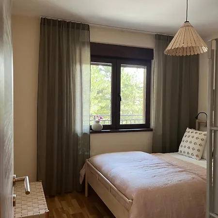 Sunny View Apartman *